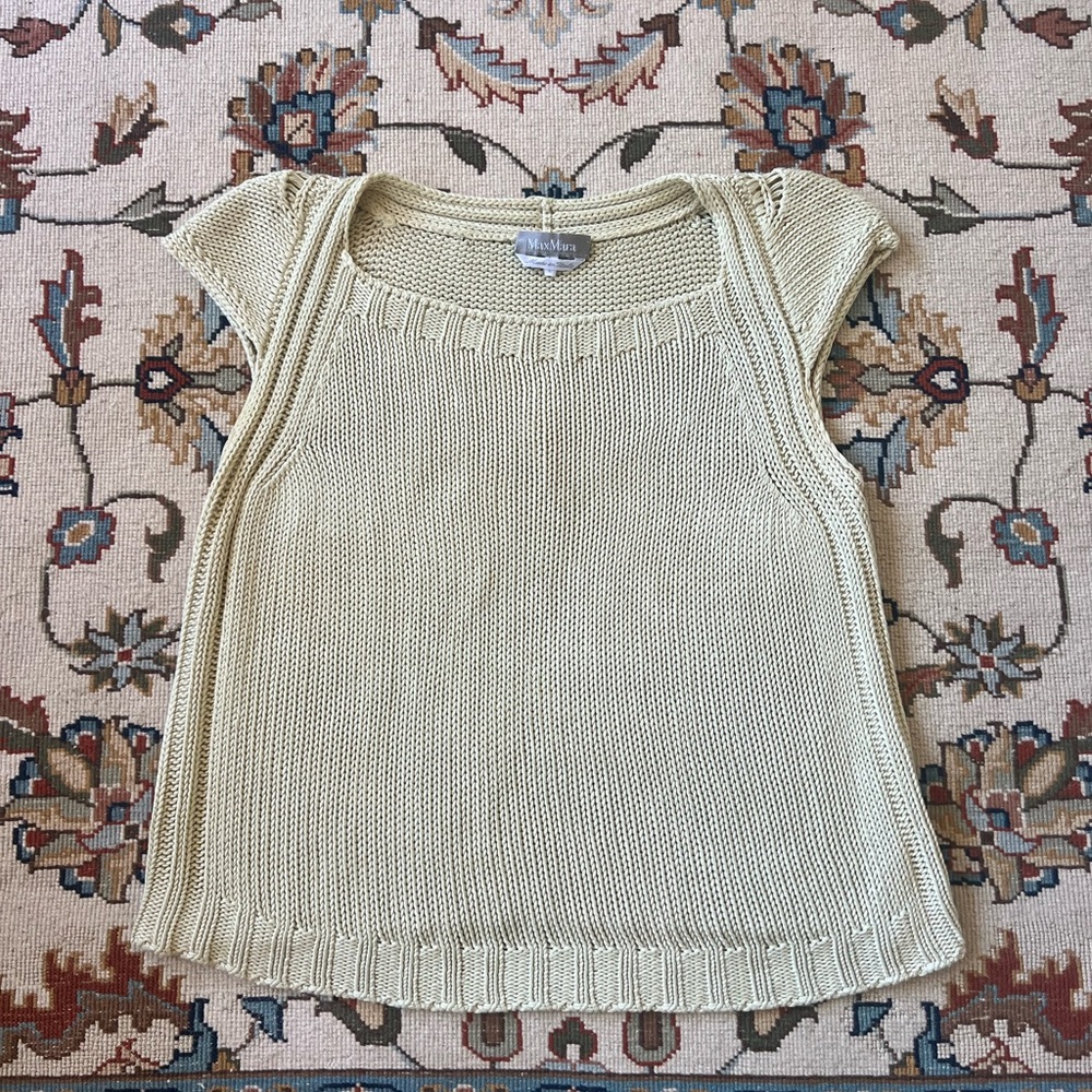 Minimalist MaxMara Pale Yellow Knit Cap Sleeve Top